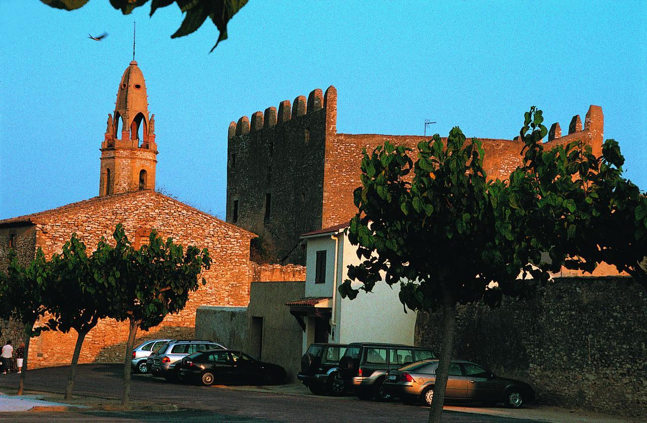 Hotel Restaurante La Masieta Creixell Exterior foto